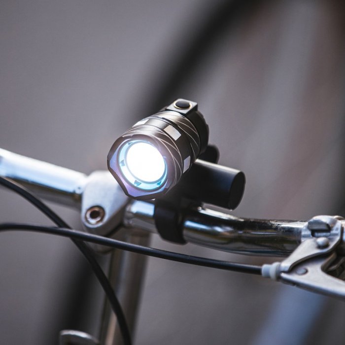 1100 lumen bike light