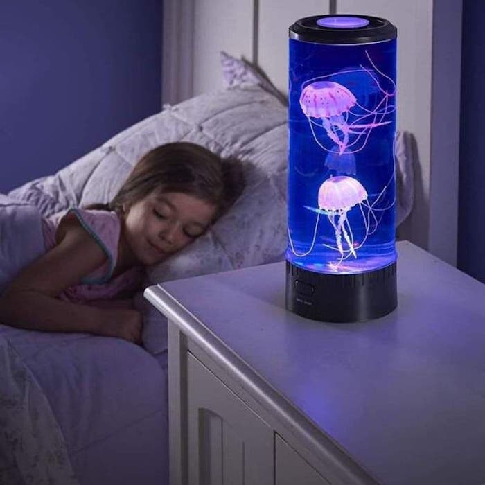 LED lamp with jellyfish